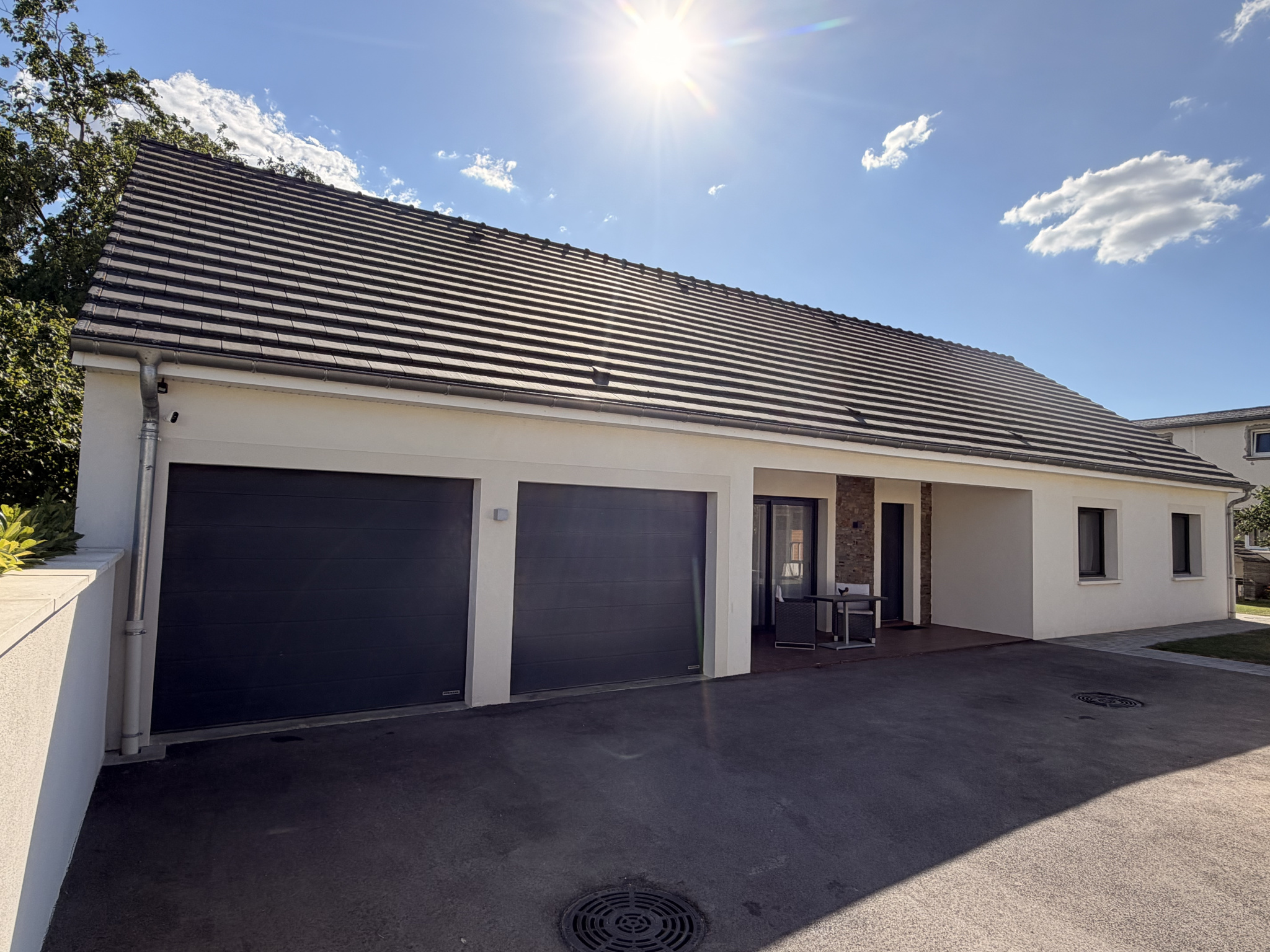 Maison individuelle récente de plain-pied 3 chambres